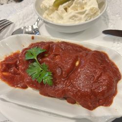 Heinemann Café - Konditorei - Currywurst, Kartoffelsalat