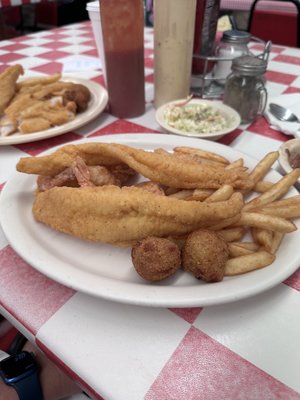 Ann's Seafood by null