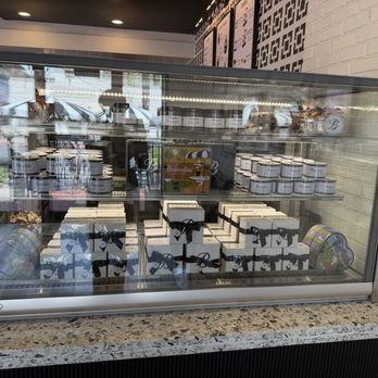 Brandini Toffee - Chocolate Almond Toffee Popcorn - Candy Stores Near Me - Palm Springs, California Brandini Toffee - Chocolate Almond Toffee Popcorn - Candy Stores Near Me - Palm Springs, California
