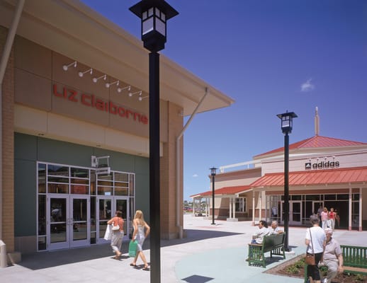 Chicago Premium Outlets by null