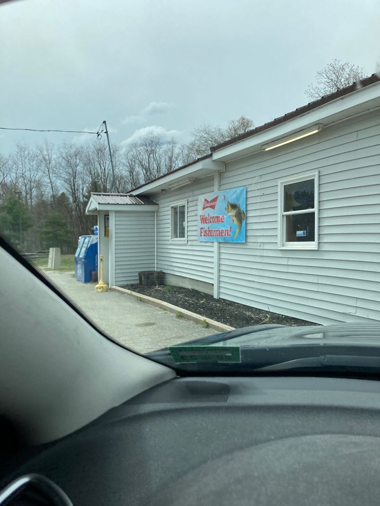 Buckfield Mall, Maine Roadtrippers