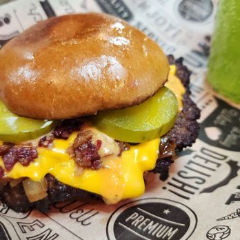 Burger Hub - Single Smash - Halal Near Me - Sacramento, California Burger Hub - Single Smash - Halal Near Me - Sacramento, California