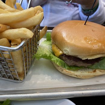 Flying Saucer Draught Emporium - Burger and fries - Beer Bar Near Me - Dallas, Texas Flying Saucer Draught Emporium - Burger and fries - Beer Bar Near Me - Dallas, Texas