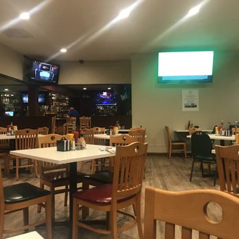 Jim's On The Course - Flat screens everywhere. - American Near Me - Alameda, California Jim's On The Course - Flat screens everywhere. - American Near Me - Alameda, California