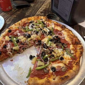 Mad Co. Brew House - Supreme pizza - Brewpubs Near Me - Marshall, North Carolina