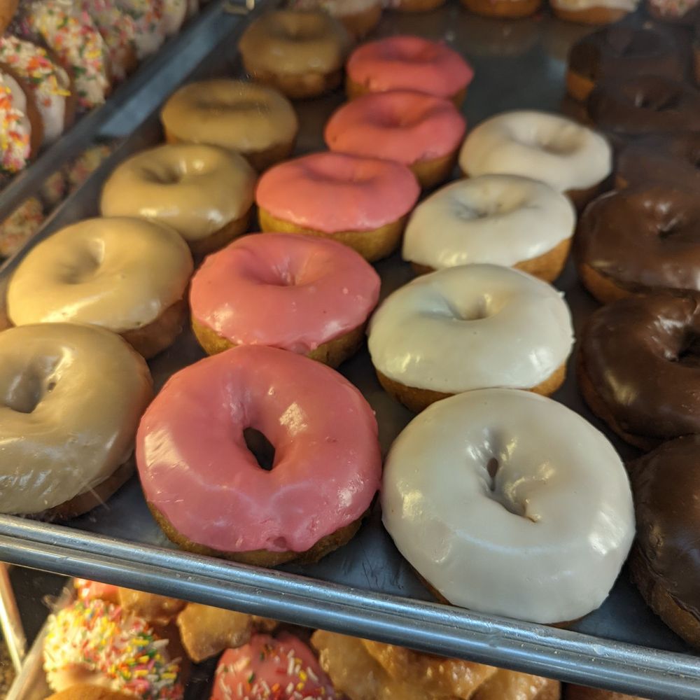 Fresh Donuts - Assorted cake donuts - Donuts Near Me - Granada Hills, California Fresh Donuts - Assorted cake donuts - Donuts Near Me - Granada Hills, California