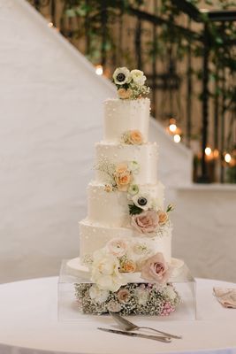 Simon Lee Bakery by null