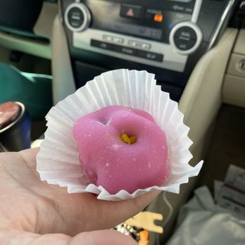 Osaka-Ya - Kiku - Desserts Near Me - Sacramento, California Osaka-Ya - Kiku - Desserts Near Me - Sacramento, California