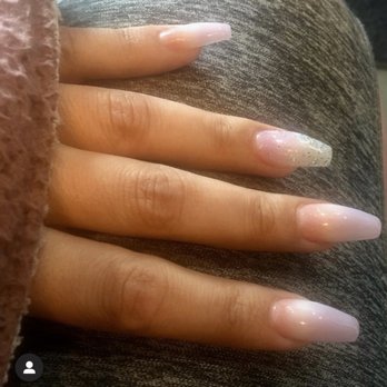 Chrome Nails Bar - Nail Salons Near Me - Lynwood, California