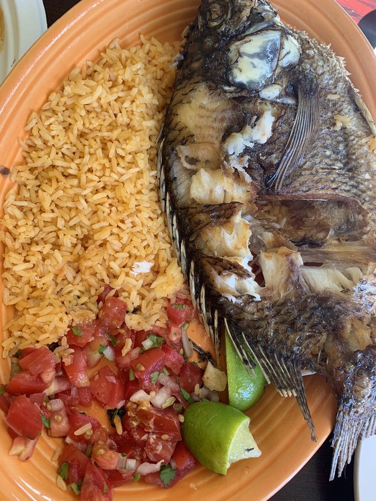 Los Izotes Mexican Restaurant Logo