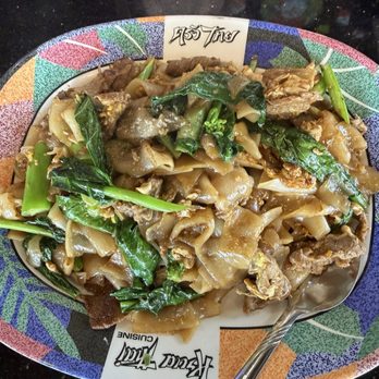 Krua Thai Cuisine - 47. Pad See Ew - Thai Near Me - West Covina, California Krua Thai Cuisine - 47. Pad See Ew - Thai Near Me - West Covina, California