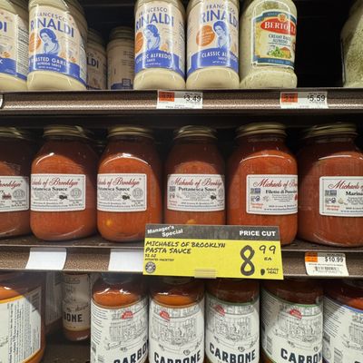 LINCOLN MARKET by null