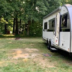 Sned-Acres Family Campground - Level and private sites