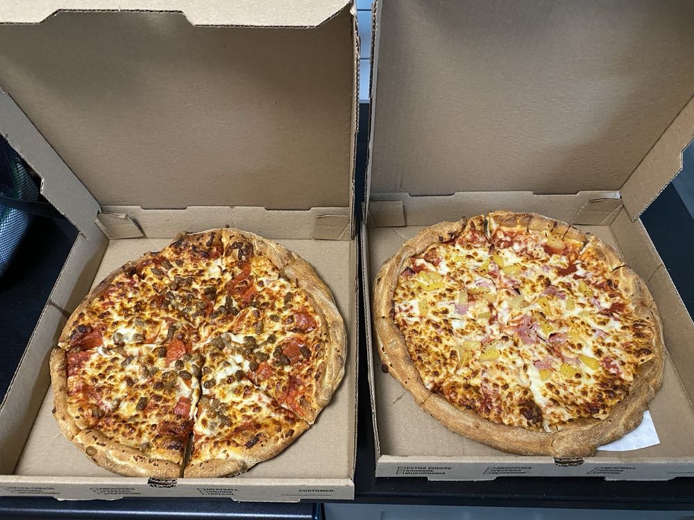 Gina's Pizza