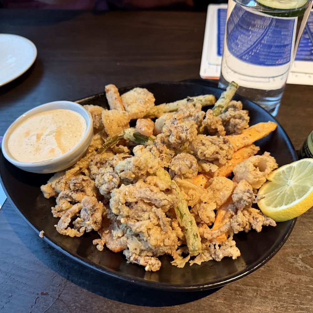 Blue Sushi Sake Grill - Calamari - Sushi Bars Near Me - Westwood, Kansas