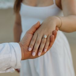 DeVons Jewelers - Engagement ring