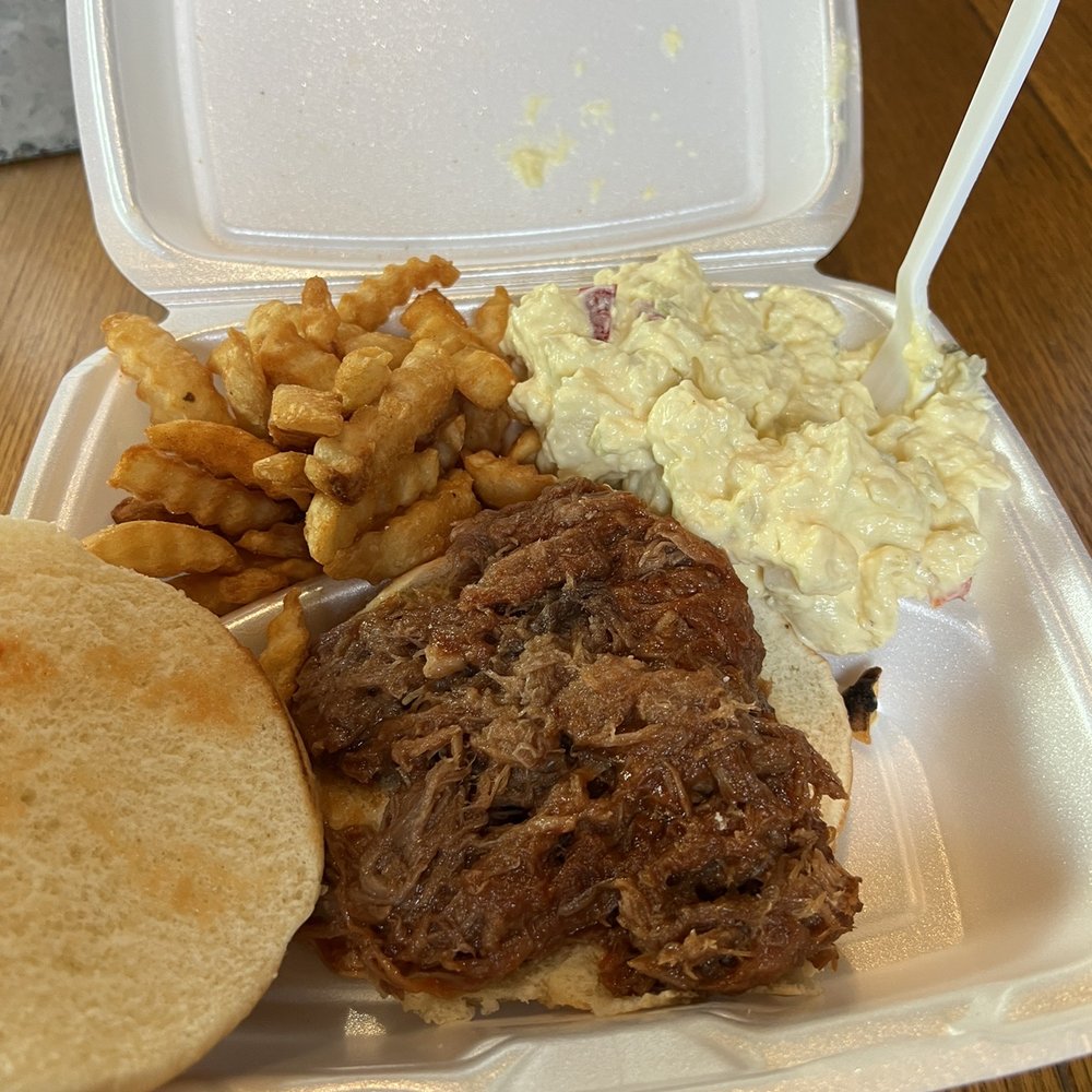 Big Ed's BBQ - BBQ pork sandwich with fries and potato salad - Barbeque Near Me - Red Boiling Springs, Tennessee Big Ed's BBQ - BBQ pork sandwich with fries and potato salad - Barbeque Near Me - Red Boiling Springs, Tennessee