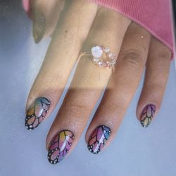 Deluxe Nails & Spa
