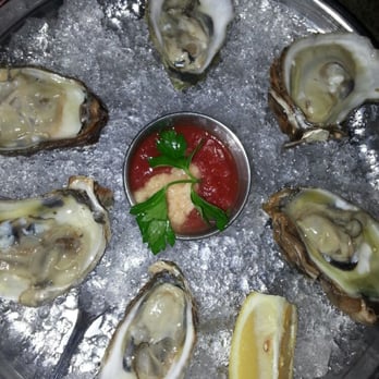 Ecco Trattoria - 1/2 dozen oysters - Italian Near Me - Weymouth, Massachusetts Ecco Trattoria - 1/2 dozen oysters - Italian Near Me - Weymouth, Massachusetts