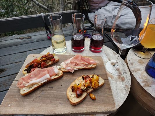 Cantine Winepub by null