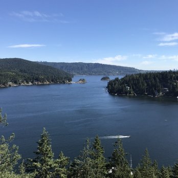Quarry Rock - Hiking Near Me - North Vancouver, British Columbia Quarry Rock - Hiking Near Me - North Vancouver, British Columbia