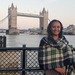 Lunamare Escapes - London-Tower Bridge