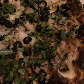Altadena Ale & Wine House - Mushroom, olive and basil pizza - Pubs Near Me - Altadena, California