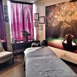 Raine Luxury Spa - Healing Room