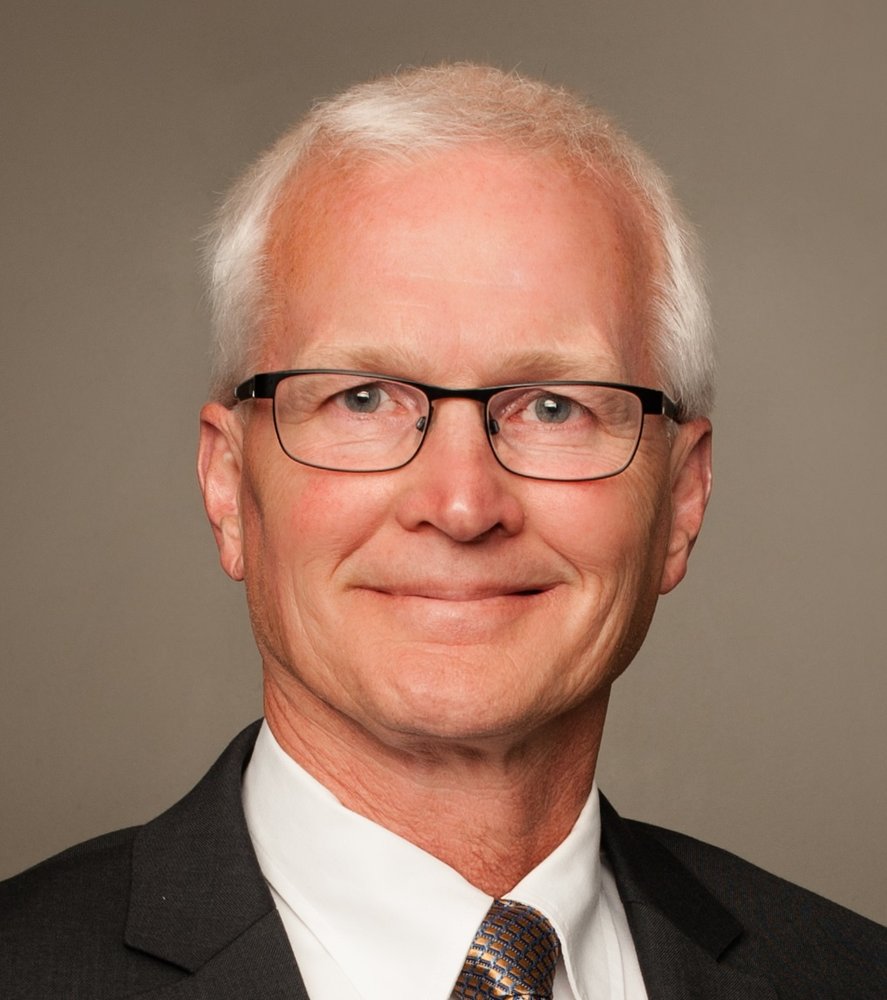 SCOTT ULLAND RE/MAX RESULTS 1419 1st Ave SW, Austin, Minnesota