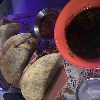 La Vie Mex - Mexican Near Me - Bronx, New York