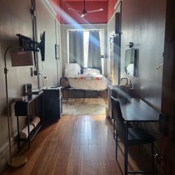 The Well Hotel & Taproom - Room