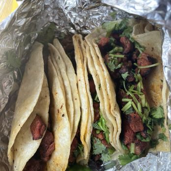 Que Chilero - pastor tacos 10/10 - Food Trucks Near Me - Saint Charles, Missouri