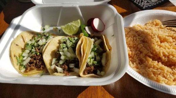 Chilango’s Tacos by null