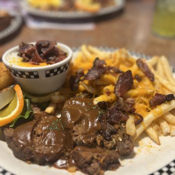 Black Bear Diner El Cajon - Housemade Meatloaf (1060 cals.) - Diners Near Me - El Cajon, California
