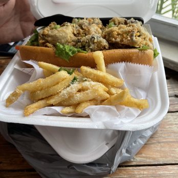Big Ray's Fish Camp - Oyster po' boy fried sandwich with fries - Seafood Near Me - Tampa, Florida