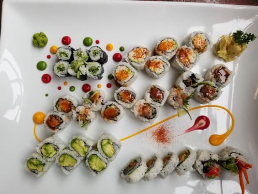 Big Catch Sushi Bar by null