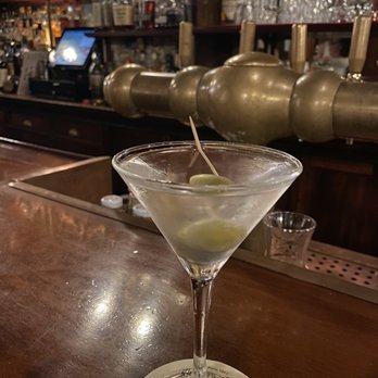 HARRY’S NEW YORK BAR - Updated January 2026 - 240 Photos & 183 Reviews ...