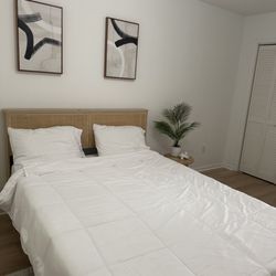 Eb’s Cleaning Services - Airbnb bedroom