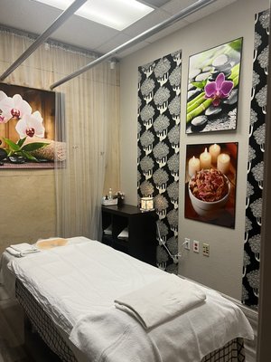 Clean & Sanitized Facilities — Your Health Comes First - At My Touch Spa, your safety is our top priority. Our facilities are meticulously cleaned and fully sanitized throughout the day, with strict hygiene protocols in place. We continue to follow COVID safety guidelines to ensure a safe and worry-free experience for every guest. From fresh linens to disinfected treatment rooms, every detail is handled with care. Relax with peace of mind — you're in good hands at My Touch Spa. Clean & Sanitized Facilities — Your Health Comes First - At My Touch Spa, your safety is our top priority. Our facilities are meticulously cleaned and fully sanitized throughout the day, with strict hygiene protocols in place. We continue to follow COVID safety guidelines to ensure a safe and worry-free experience for every guest. From fresh linens to disinfected treatment rooms, every detail is handled with care. Relax with peace of mind — you're in good hands at My Touch Spa.