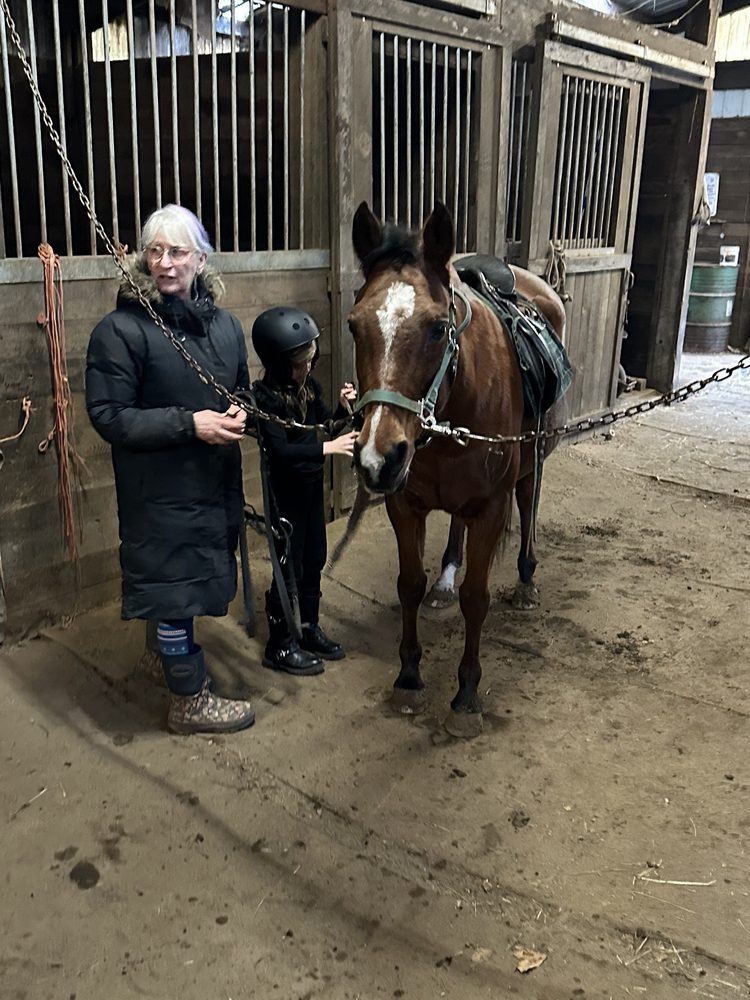 Hepner-Hart Stables Logo