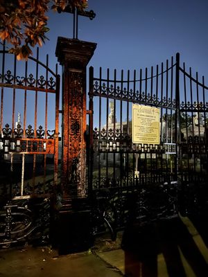 St. Louis Cemetery No. 3 by null