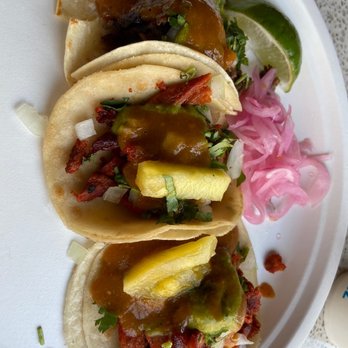 Dos Chamucos Taqueria - Tacos al pastor - Mexican Near Me - Seattle, Washington