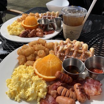 Wonderffle Cafe  - Waffles Near Me - Victoria, British Columbia