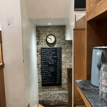 Monmouth Coffee - Coffee & Tea Near Me - London, XGL