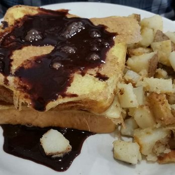 Daddy O's - Boston cream french toast - American Near Me - Oxford, Maine Daddy O's - Boston cream french toast - American Near Me - Oxford, Maine