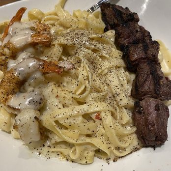 Outback Steakhouse - Steak kebabs with shrimp and pasta - Steakhouses Near Me - San Diego, California Outback Steakhouse - Steak kebabs with shrimp and pasta - Steakhouses Near Me - San Diego, California
