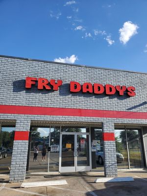 Fry Daddys by null