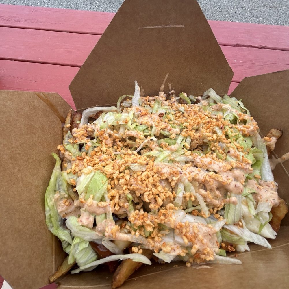 Chez Serge - Poutine - Fish & Chips Near Me - Kaslo, British Columbia