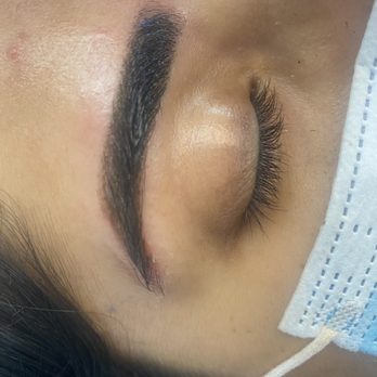 Eyebrow Hub - Eyelash Service Near Me - Napa, California