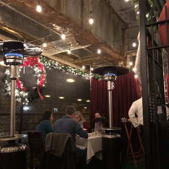 Shaw's Crab House - Seafood Near Me - Chicago, Illinois
